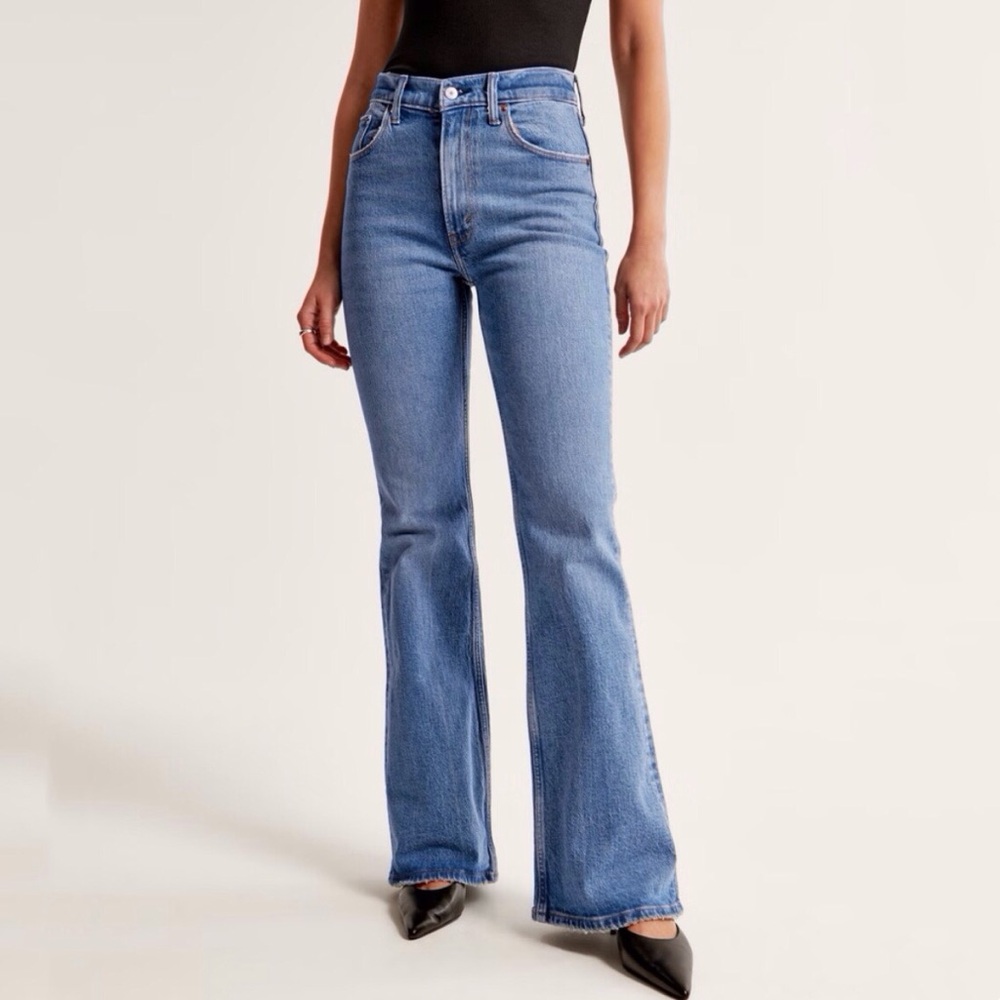 Abercrombie 70s Vintage Flare Ultra High Rise 29 8 28 6 Petite Short Medium Wash